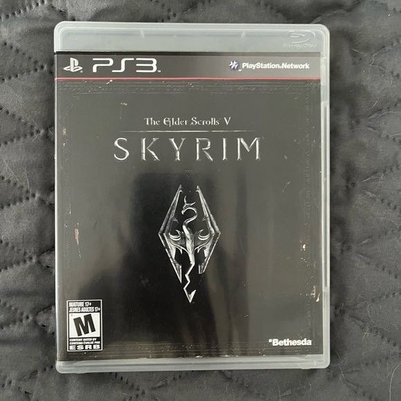 PS3 Skyrim all CIB - Picture 1 of 3
